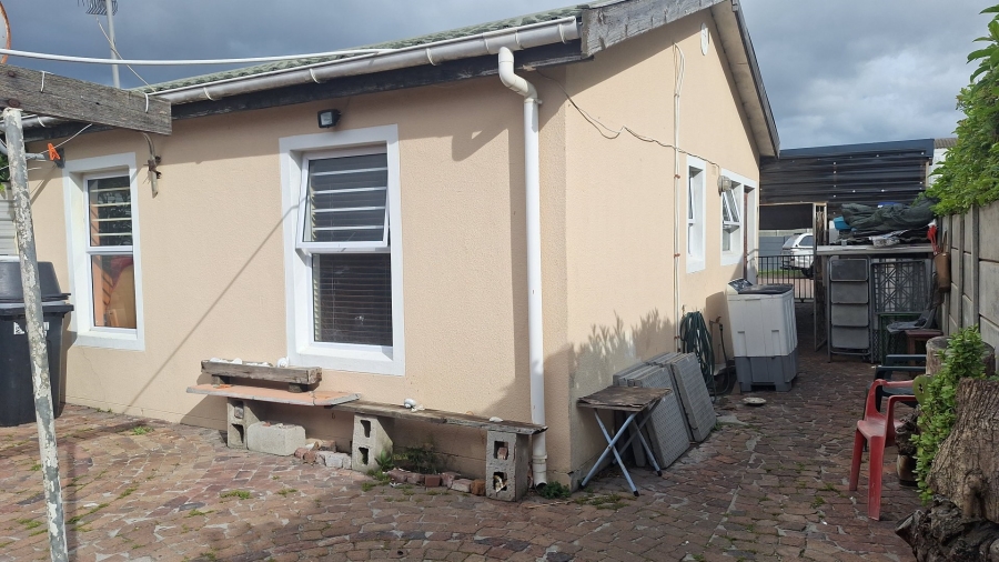 2 Bedroom Property for Sale in Retreat Western Cape